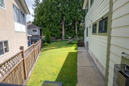 Garden / Landscaping Photo of 6982 Burns Court, Burnaby, BC
