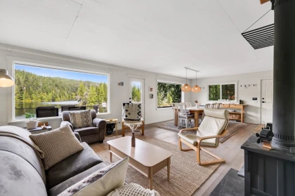 Family Room Photo of Block E Levette Lake, Squamish, BC