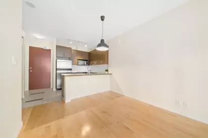 Breakfast Nook Photo of 605 2345 Madison Avenue, Burnaby, BC