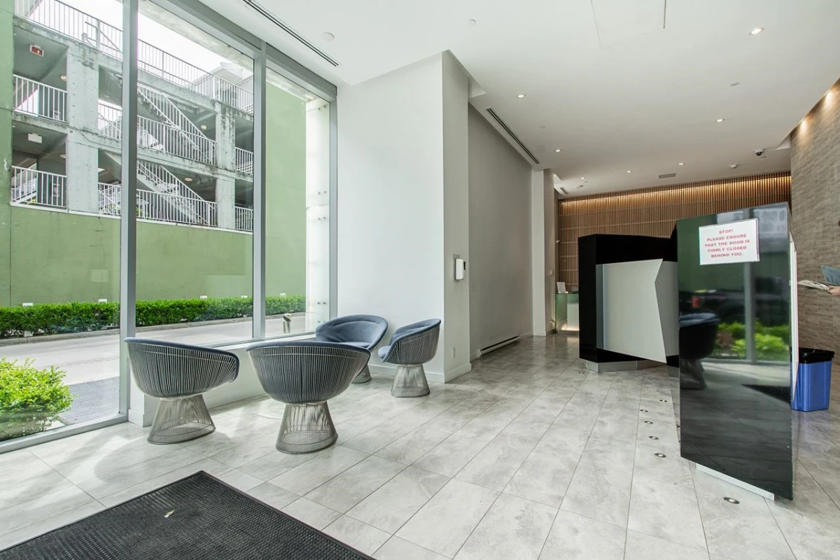 Family Room Photo of 1107 2220 Kingsway, Vancouver, BC