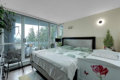 Breakfast Nook Photo of 601 1408 Strathmore Mews, Vancouver, BC