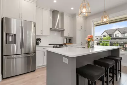 Kitchen Island Photo of 44529 Freshwater Drive, Chilliwack, BC