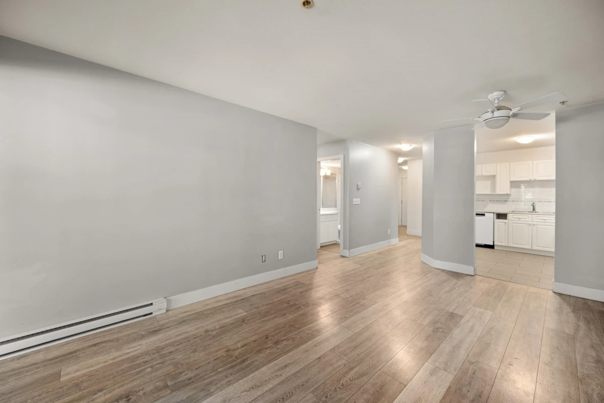 Family Room Photo of 109 4758 53 Street, Delta, BC
