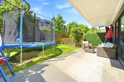 Hot Tub / Spa Photo of 59 3597 Malsum Drive, North Vancouver, BC