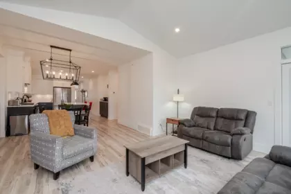 Breakfast Nook Photo of 68 46211 Promontory Road, Chilliwack, BC