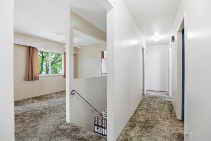 Hallway Photo of 7322 113 Street, Delta, BC