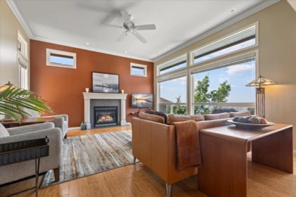 Breakfast Nook Photo of 2 3504 Bassano Terrace, Abbotsford, BC