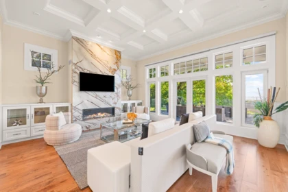 Basement Recreation Room Photo of 13419 Crescent Road, Surrey, BC