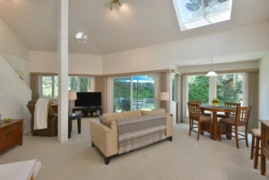 11 5761 Wharf Avenue, Sechelt, BC