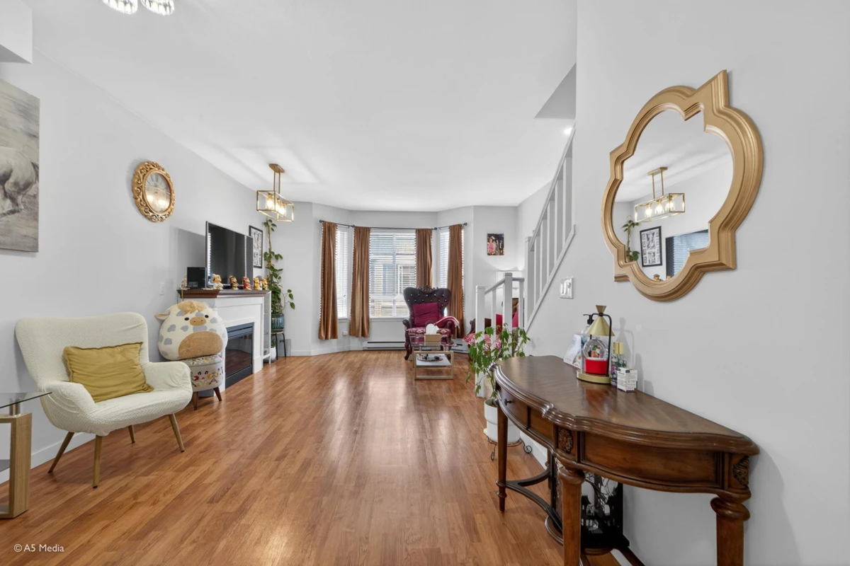 Family Room Photo of 25 16789 60 Avenue, Surrey, BC