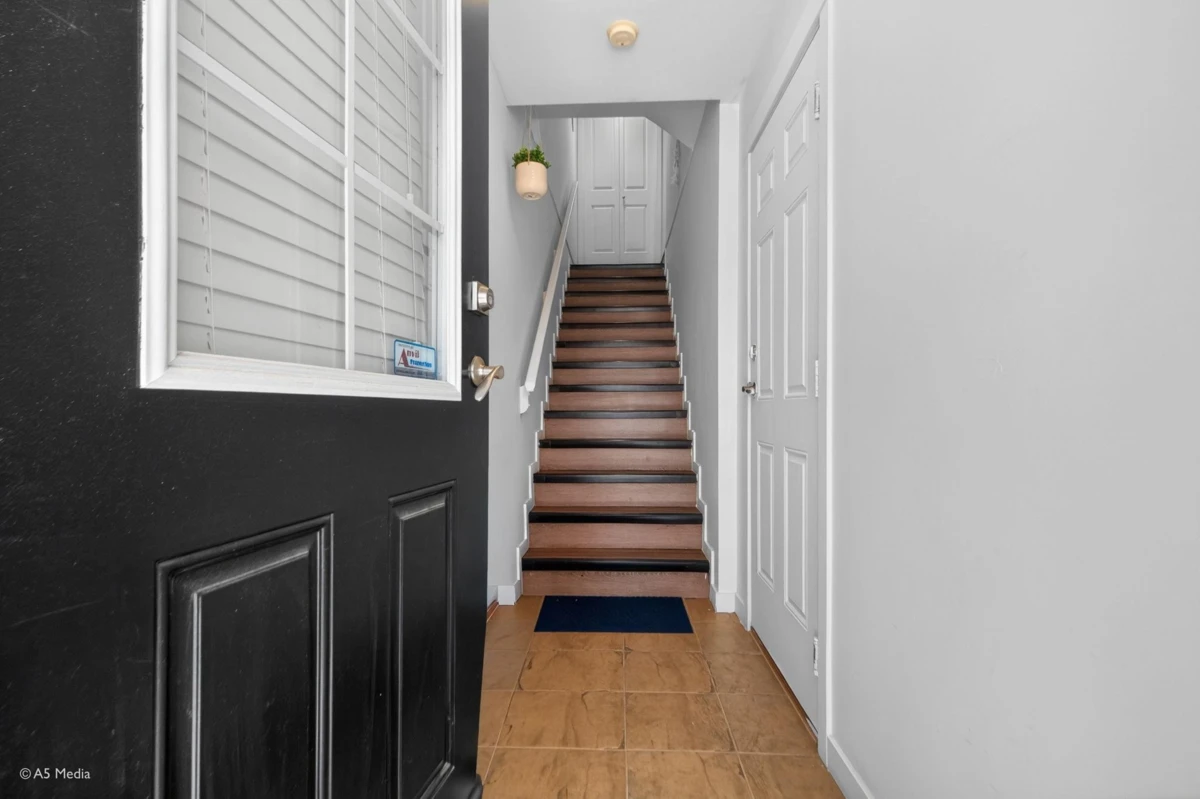 Living Room Photo of 25 16789 60 Avenue, Surrey, BC