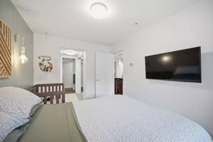 Bedroom 3 Photo of 209 221 E 3rd Street, North Vancouver, BC
