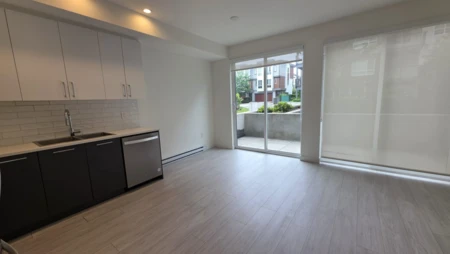 Mudroom Photo of A114 20834 80 Avenue, Langley, BC