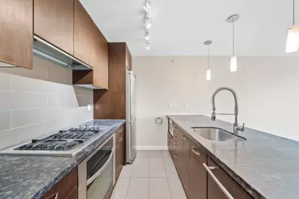 Kitchen Island Photo of 608 2982 Burlington Drive, Coquitlam, BC