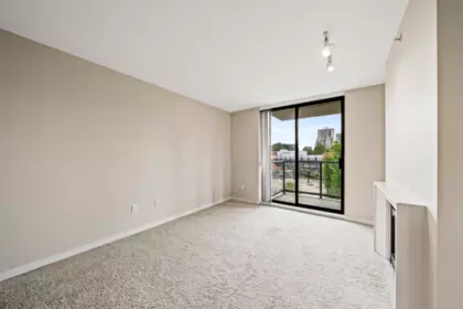 Staircase Photo of 608 2982 Burlington Drive, Coquitlam, BC