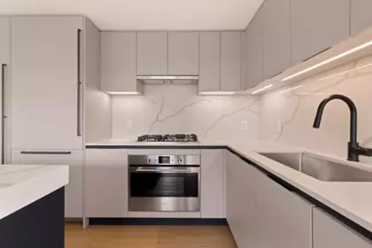 Kitchen Island Photo of 503 2235 E Broadway, Vancouver, BC