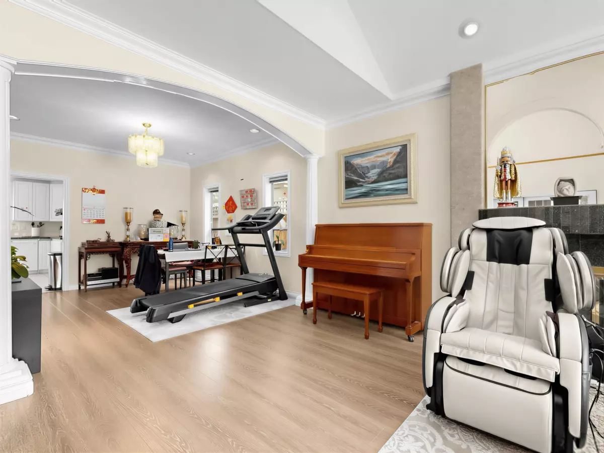 Living Room Photo of 7311 Belair Drive, Richmond, BC