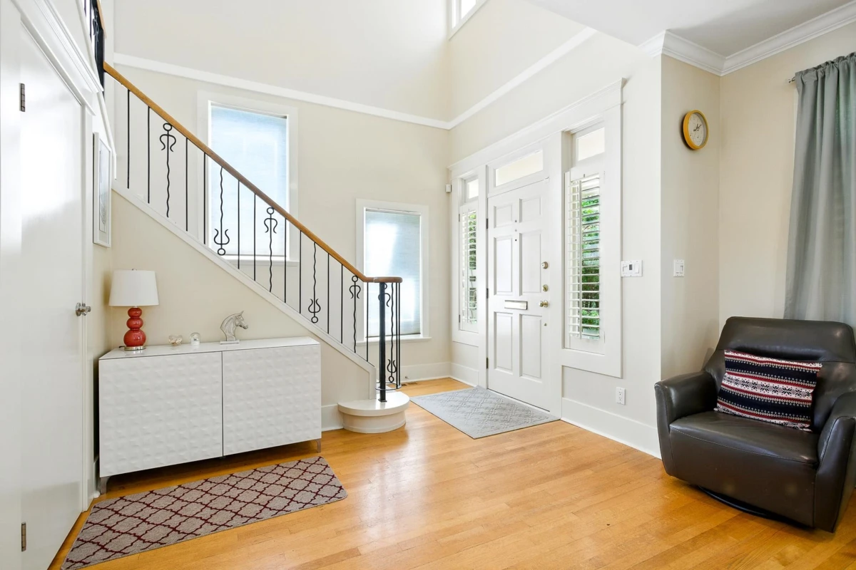 Family Room Photo of 4420 Collingwood Street, Vancouver, BC
