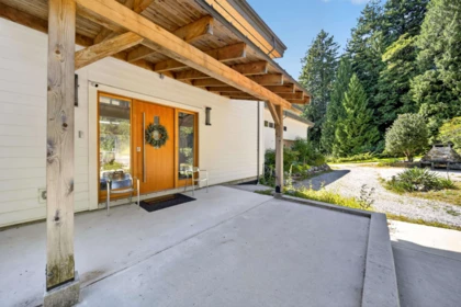 Dining Area Photo of 714 Sullivan Road, Roberts Creek, BC