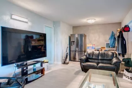 Kitchen Island Photo of 13251 Gilbert Road, Richmond, BC