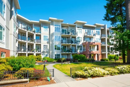 304 15956 86a Avenue, Surrey, BC, Surrey — Apartment/Condo for sale