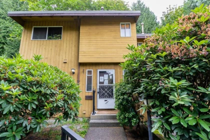 4 305 Decaire Street, Coquitlam, BC, Coquitlam — Townhouse for sale