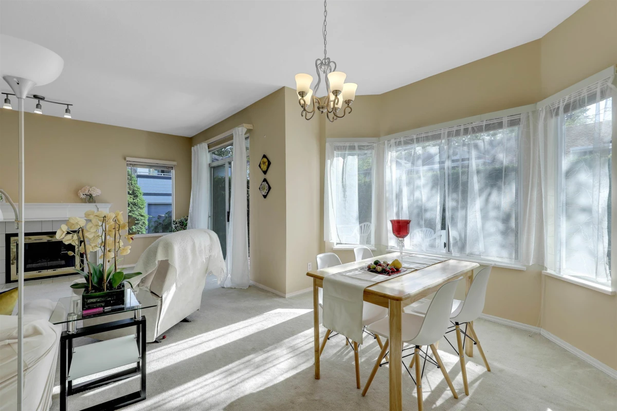 Living Room Photo of 106 13895 102 Avenue, Surrey, BC