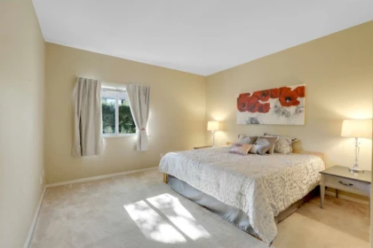 Breakfast Nook Photo of 106 13895 102 Avenue, Surrey, BC