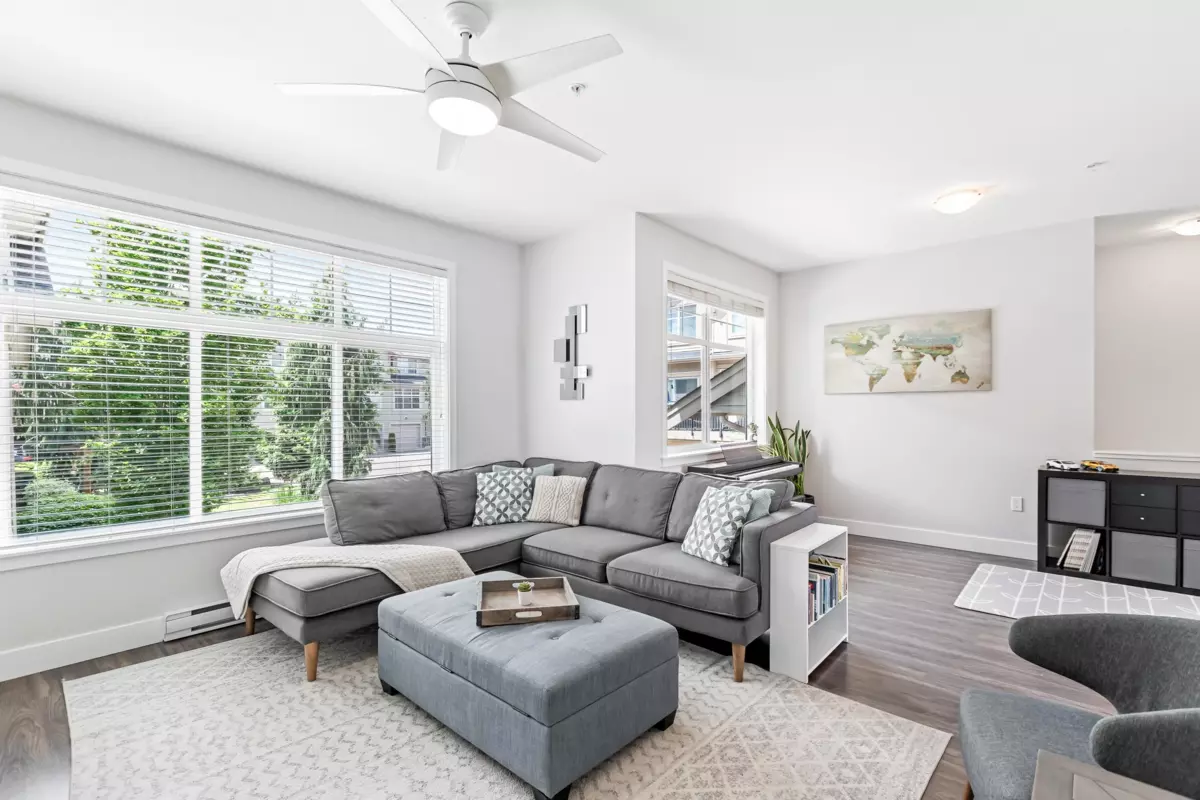 Family Room Photo of 33 20966 77a Avenue, Langley, BC