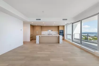1605 1475 Foster Street, Surrey, BC, Surrey — Apartment/Condo for sale