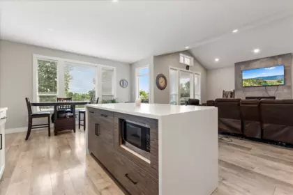 Loft / Bonus Room Photo of 46302 Riverside Drive, Chilliwack, BC