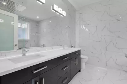 Powder Room Photo of 29574 Corvina Court, Abbotsford, BC