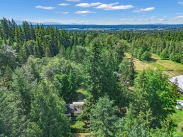 Playground / Recreational Area Near 27810 110 Avenue, Maple Ridge, BC