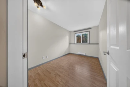 Entry Foyer Photo of 106 7694 Evans Road, Chilliwack, BC