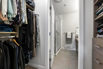 Powder Room Photo of 39 16127 87 Avenue, Surrey, BC
