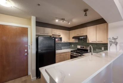 Kitchen Photo of 1108 5133 Garden City Road, Richmond, BC