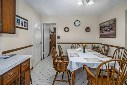 Breakfast Nook Photo of 25792 Dewdney Trunk Road, Maple Ridge, BC