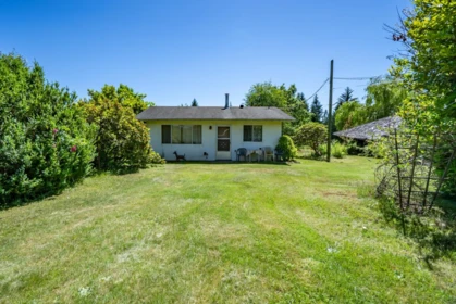 25792 Dewdney Trunk Road, Maple Ridge, BC, Maple Ridge — Single Family Residence for sale