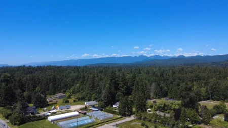 Hot Tub / Spa Photo of 25792 Dewdney Trunk Road, Maple Ridge, BC