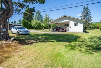 25792 Dewdney Trunk Road, Maple Ridge, BC, Maple Ridge — Single Family Residence for sale