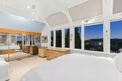 Basement Recreation Room Photo of 1104 Esquimalt Avenue, West Vancouver, BC