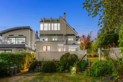 1104 Esquimalt Avenue, West Vancouver, BC, West Vancouver — Single Family Residence for sale