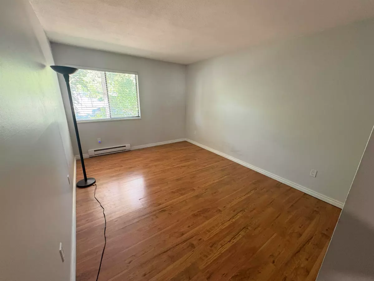 Dining Area Photo of 206 9682 134 Street, Surrey, BC