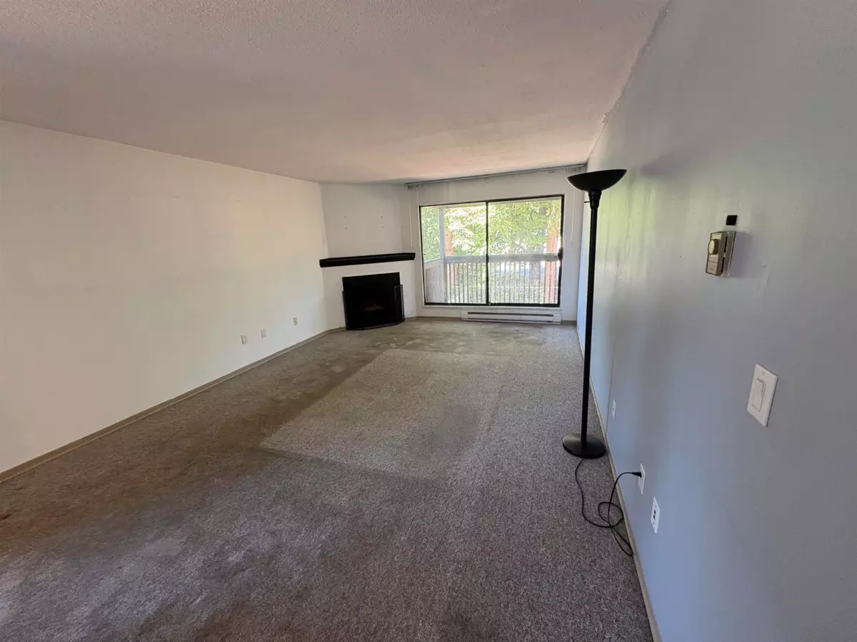 Living Room Photo of 206 9682 134 Street, Surrey, BC