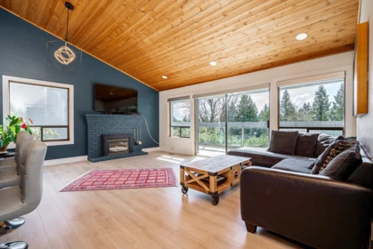 Primary Bedroom Photo of 4643 Port View Place, West Vancouver, BC