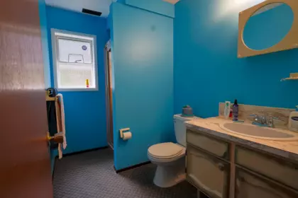 Guest Bathroom Photo of 32678 Bevan Avenue, Abbotsford, BC