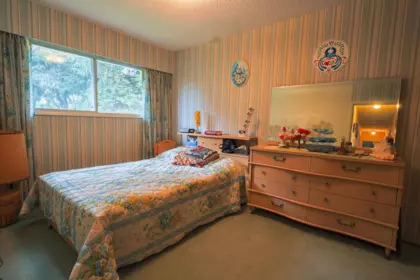 Walk-In Closet Photo of 32678 Bevan Avenue, Abbotsford, BC
