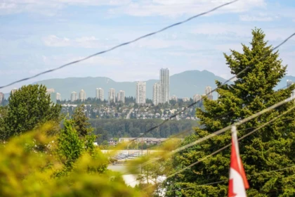 Front Yard Photo of 9669 Townline Diversion, Surrey, BC