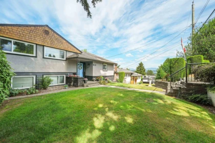 Hot Tub / Spa Photo of 9669 Townline Diversion, Surrey, BC