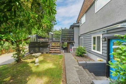 Outdoor Patio Photo of 9669 Townline Diversion, Surrey, BC